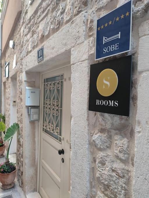 S-Rooms Šibenik Eksteriør bilde